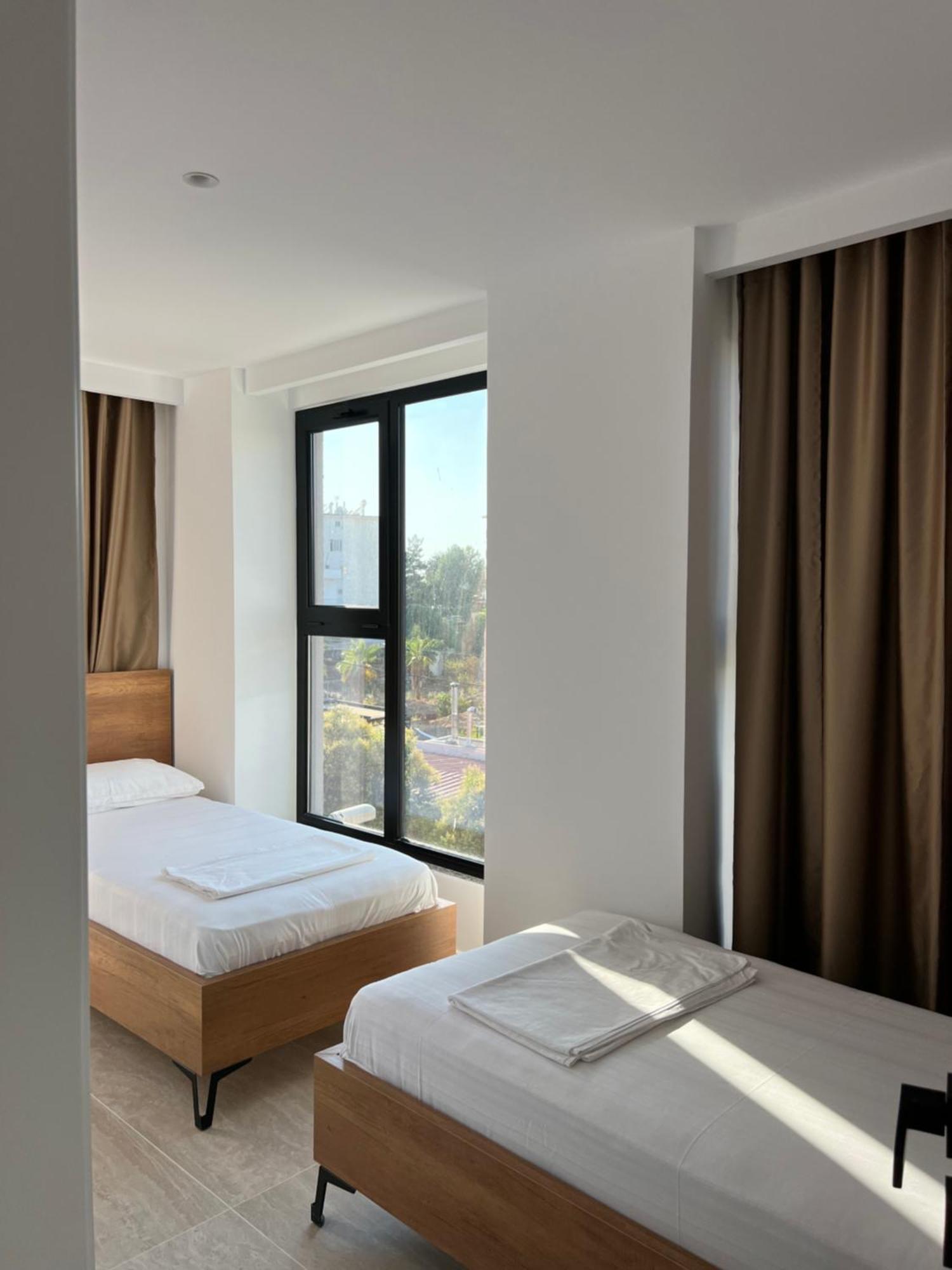 Hotell En Ad 3*